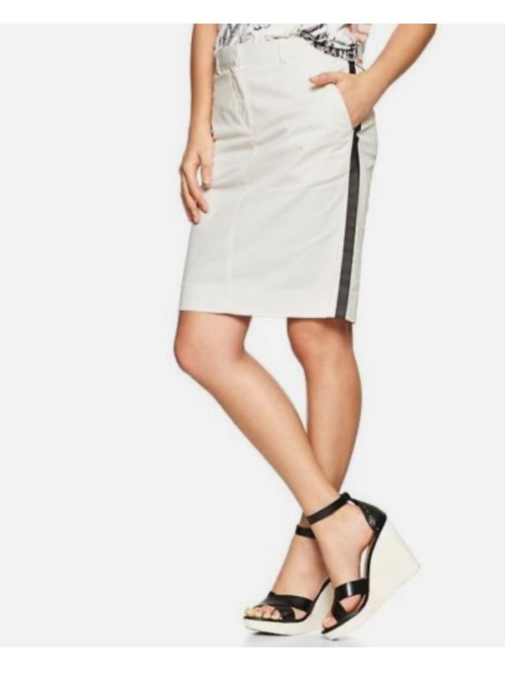 GAP White Pencil Skirt with Black Side Stripe